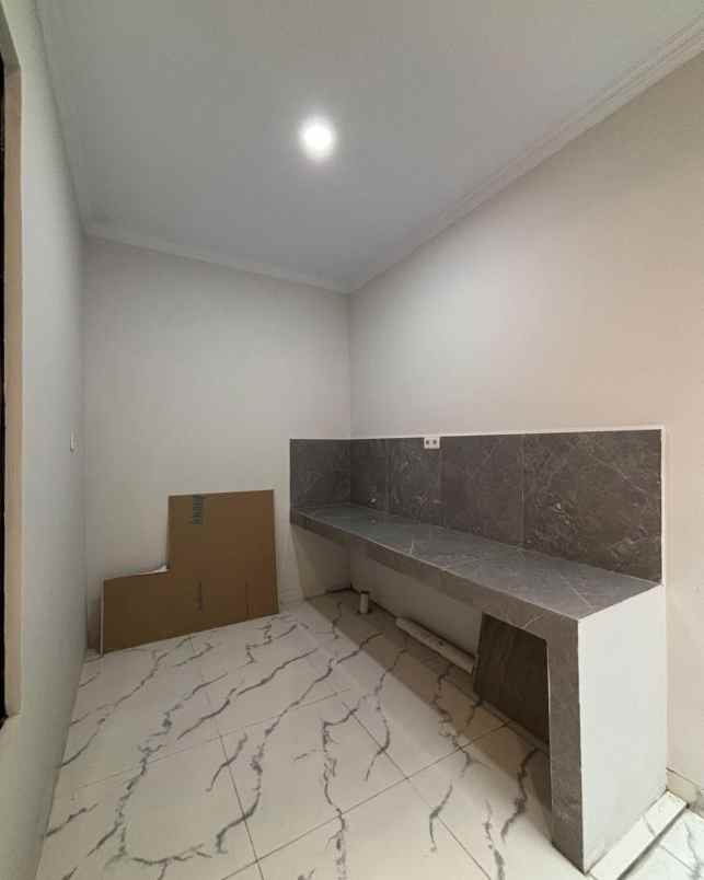 dijual rumah jalan raden sanim tanah
