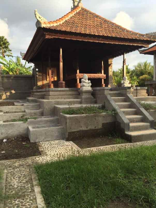 dijual rumah jalan raya antosari tabanan