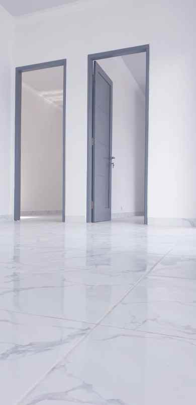 dijual rumah jalan raya fandy graha raya