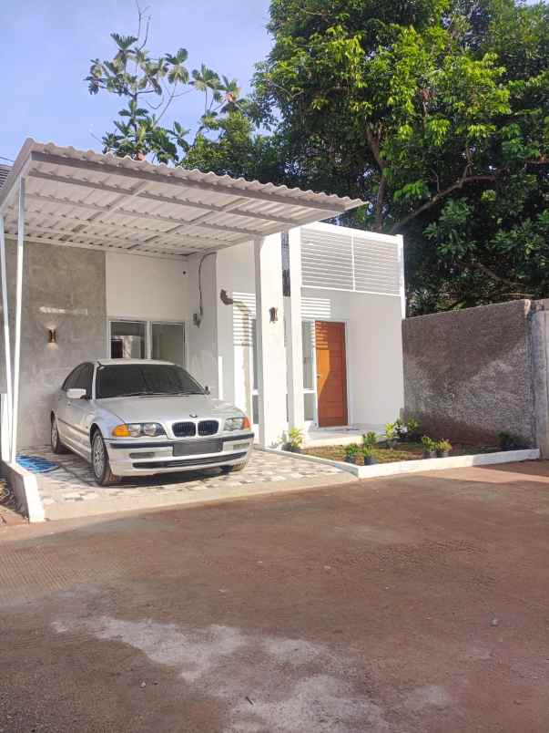 dijual rumah jalan raya jatirangga