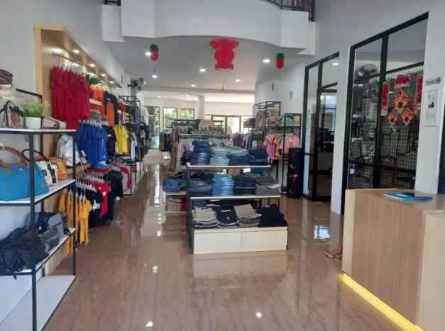 dijual rumah jalan raya lpmp