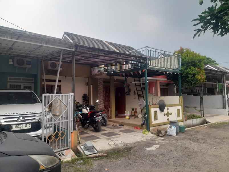 dijual rumah jalan raya pitara