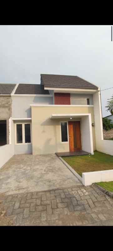 dijual rumah jalan satria buduruan sidoarjo