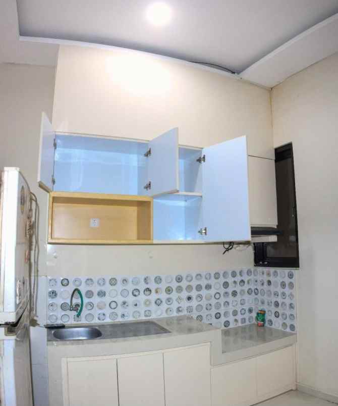 dijual rumah jalan sidosermo indah