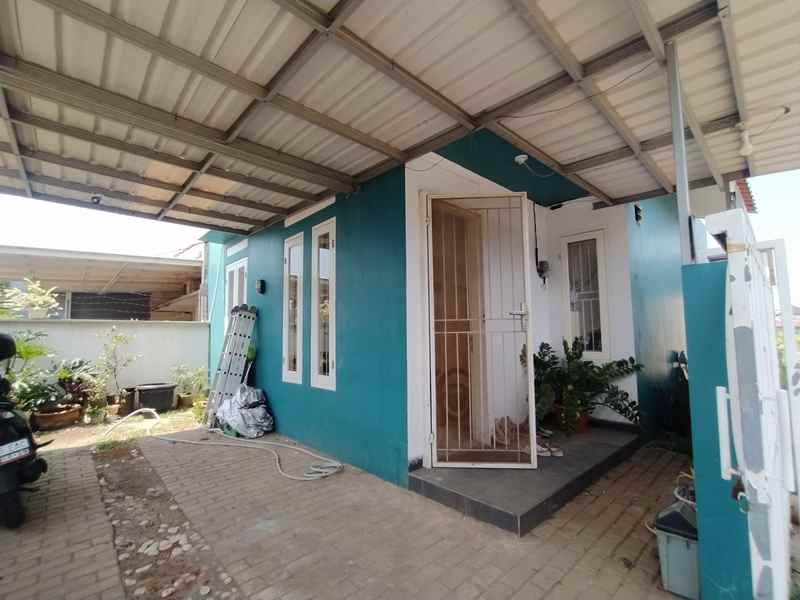 dijual rumah jalan telaga durian asri