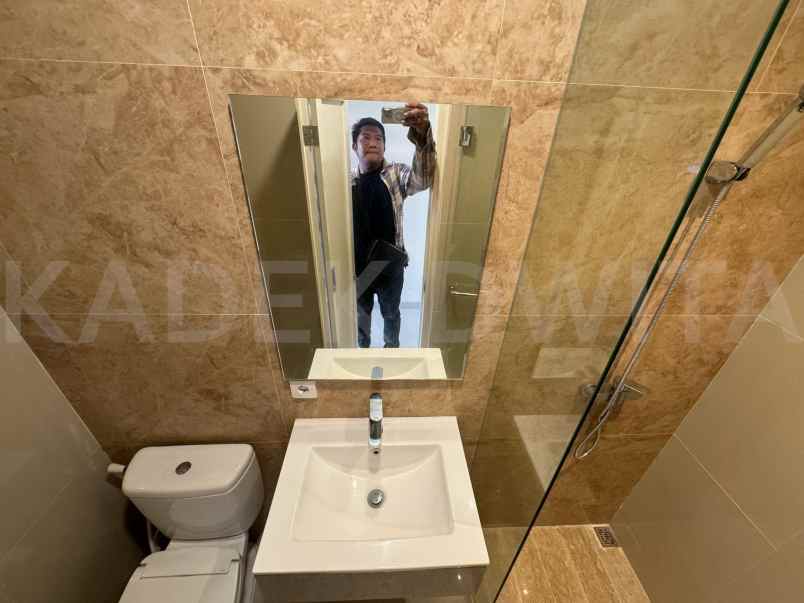 dijual rumah jalan tukad badung renon