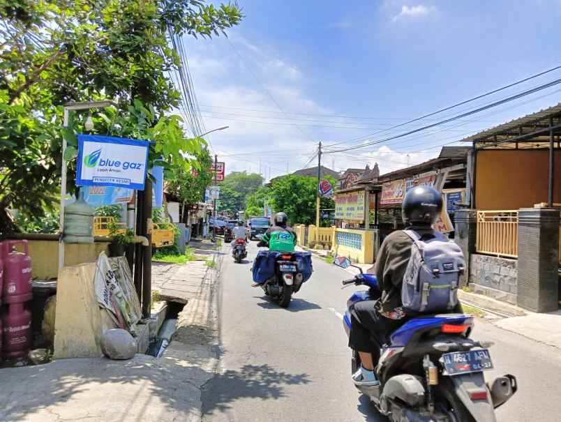 dijual rumah janli raya