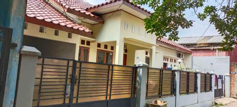 dijual rumah jatiasih bekasi