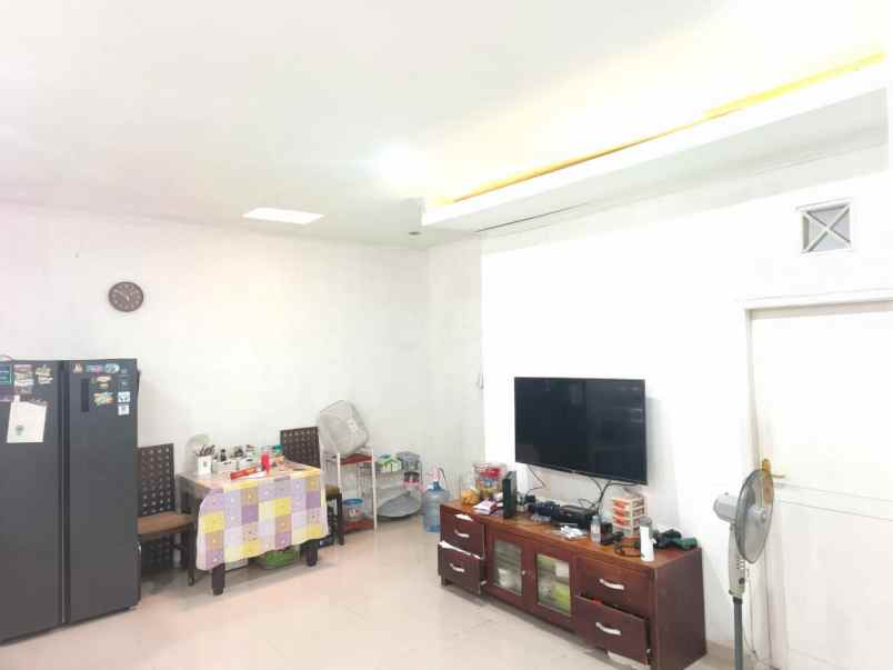 dijual rumah jatijajar estate