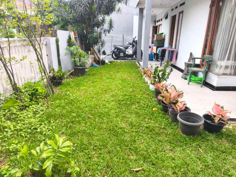 dijual rumah jatijajar estate