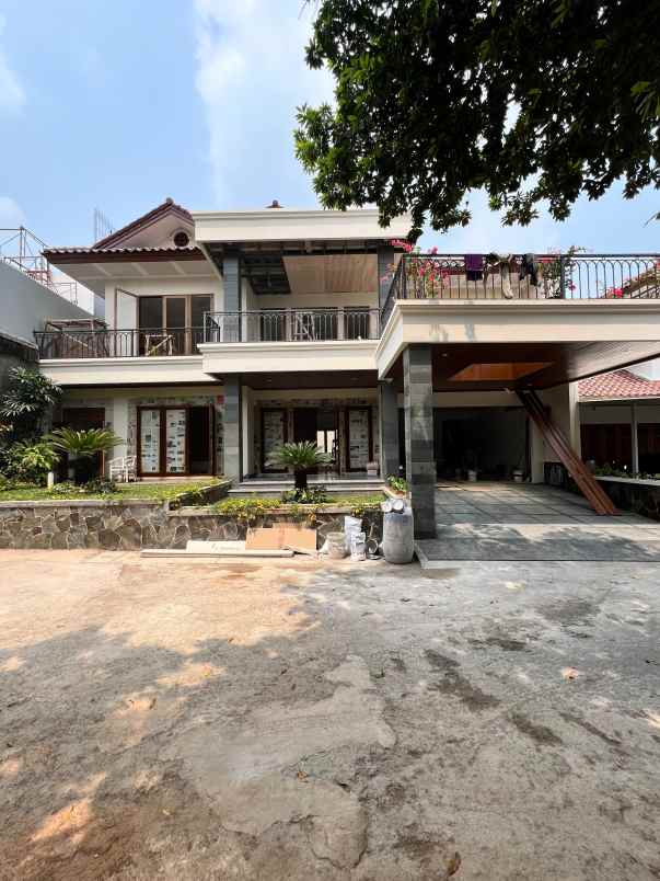 dijual rumah jatipadang