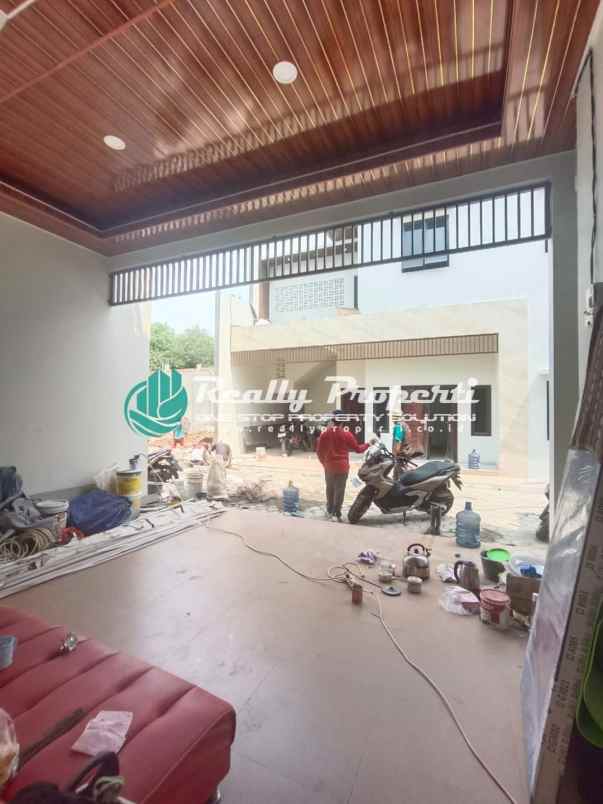 dijual rumah jatiwaringin