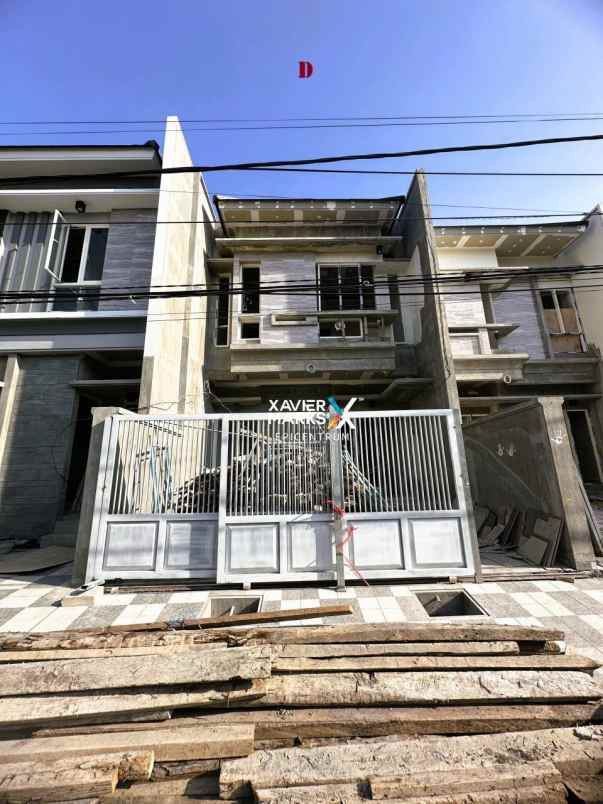 dijual rumah jemursari