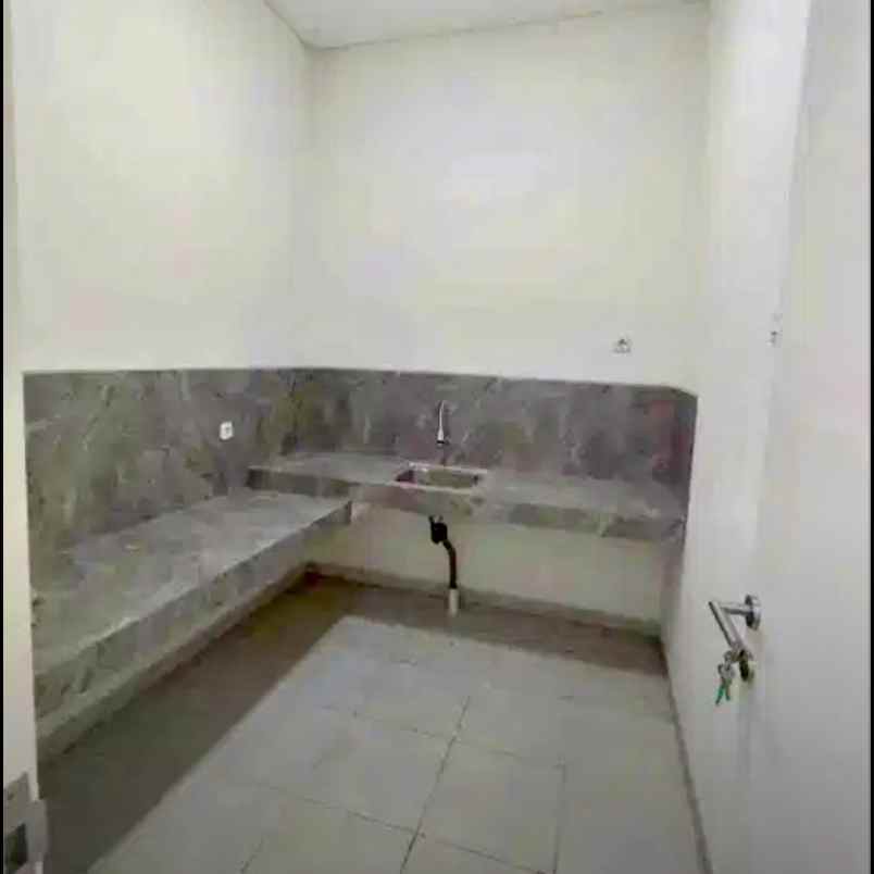 dijual rumah jemursari selatan