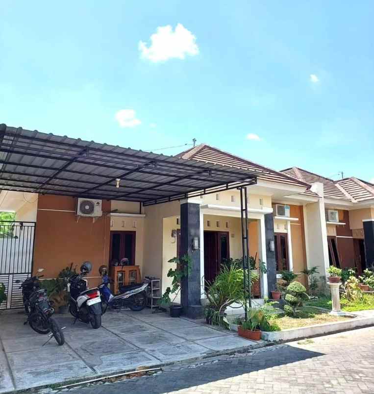 dijual rumah jetis tirtomartani kalasan