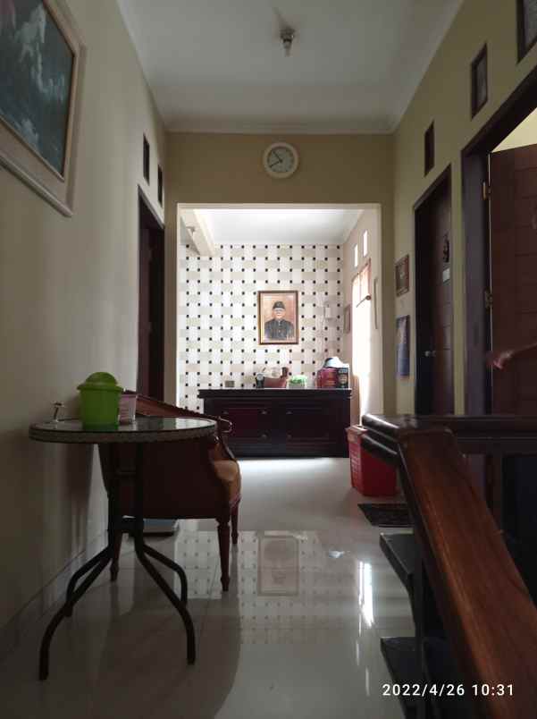 dijual rumah jl arcamanik