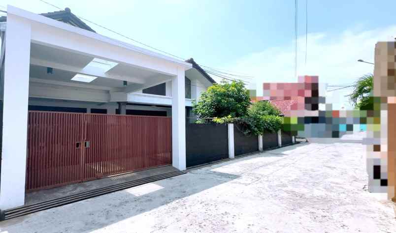 dijual rumah jl batu indah