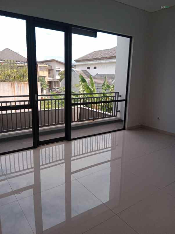 dijual rumah jl batununggal estate