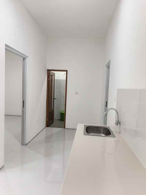 dijual rumah jl candi kalasan timur