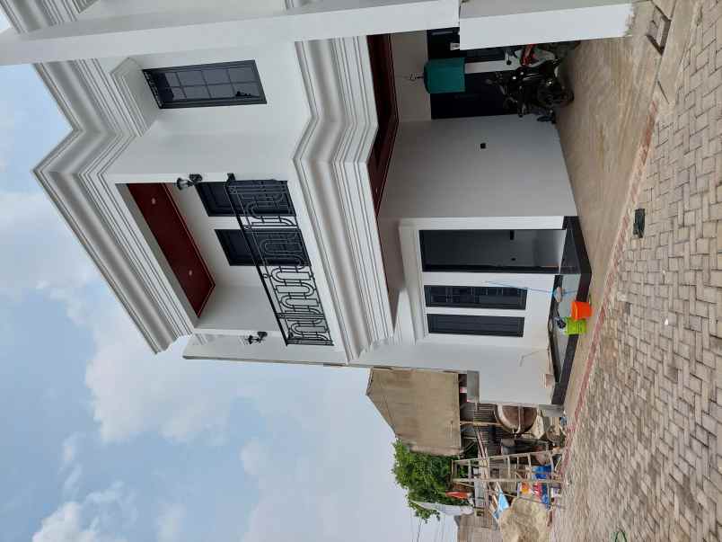 dijual rumah jl cendrawasih sawah baru