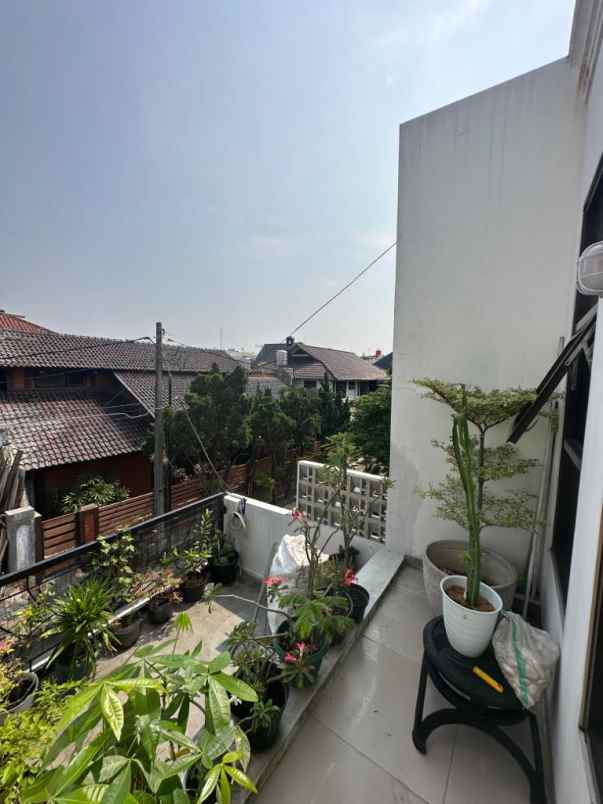 dijual rumah jl cinere raya cinere depok