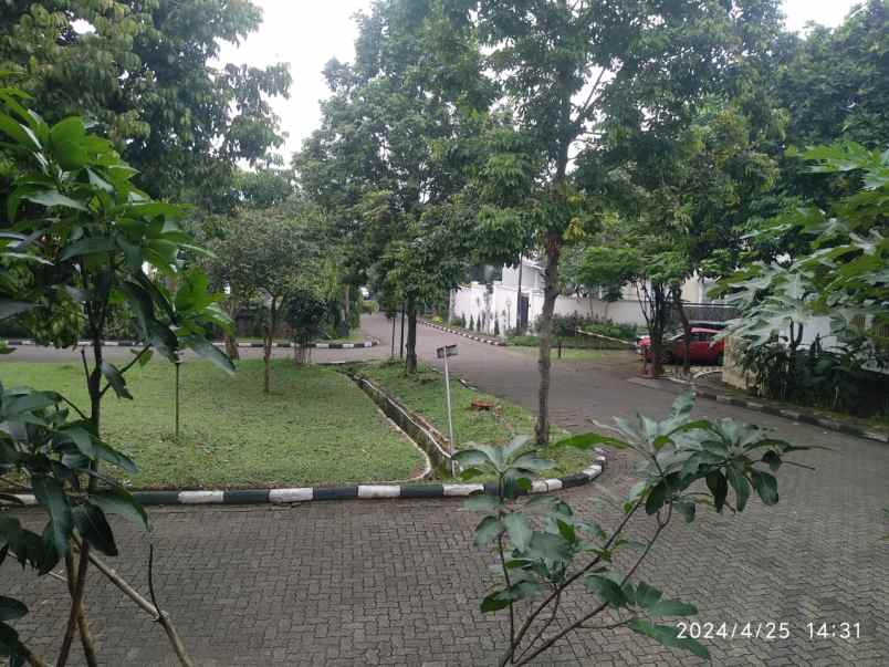 dijual rumah jl cinere raya cinere depok