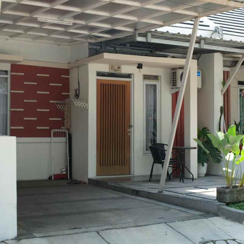 dijual rumah jl cingised