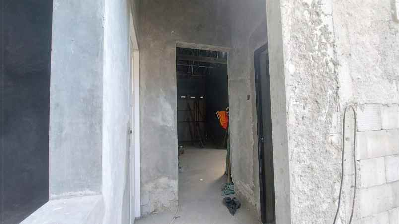 dijual rumah jl gamprit 2 jatiwaringin