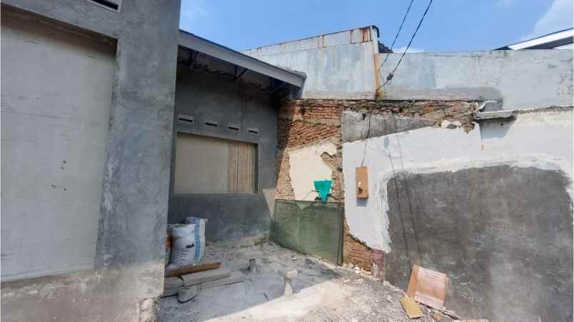 dijual rumah jl gamprit 2 jatiwaringin