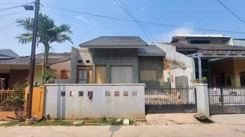 dijual rumah jl gamprit 2 jatiwaringin