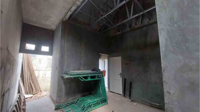 dijual rumah jl gamprit 2 jatiwaringin