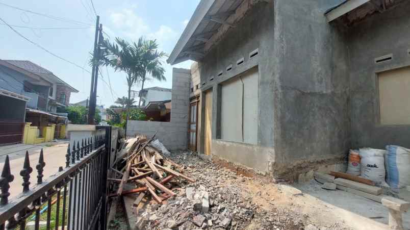 dijual rumah jl gamprit 2 jatiwaringin