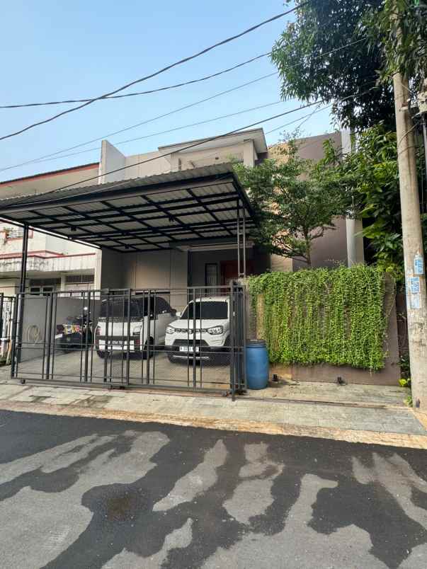 dijual rumah jl ganesha indah