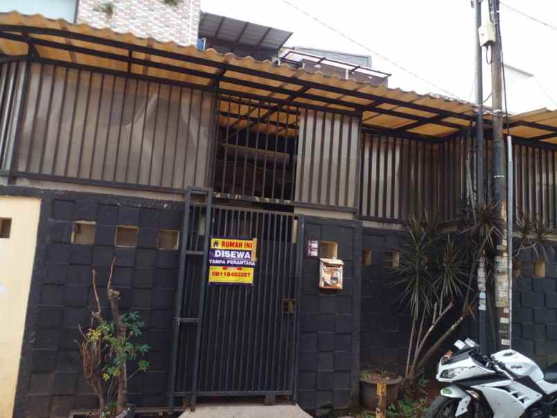 dijual rumah jl haji saabah komplek