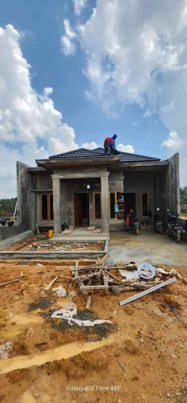 dijual rumah jl hangtua pekanbaru