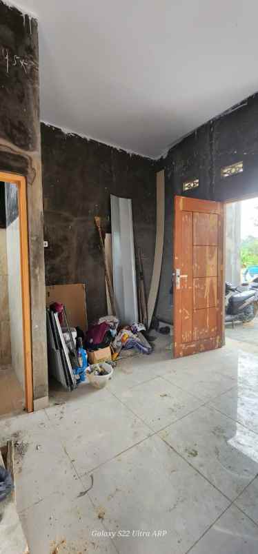 dijual rumah jl hangtua pekanbaru