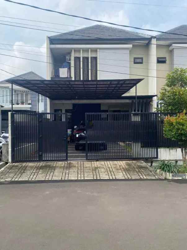 dijual rumah jl hibrida pondok kelapa