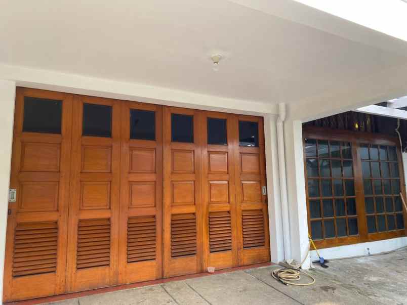 dijual rumah jl jati barang jati kec