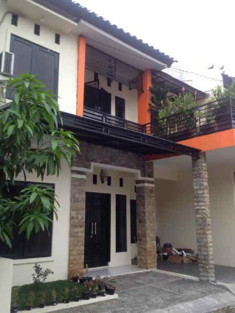 dijual rumah jl lenteng agung