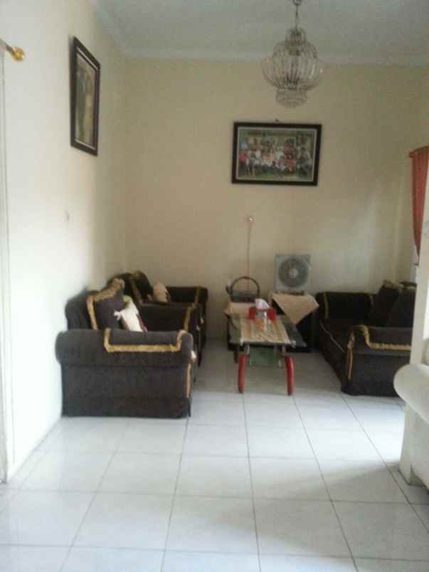 dijual rumah jl lenteng agung