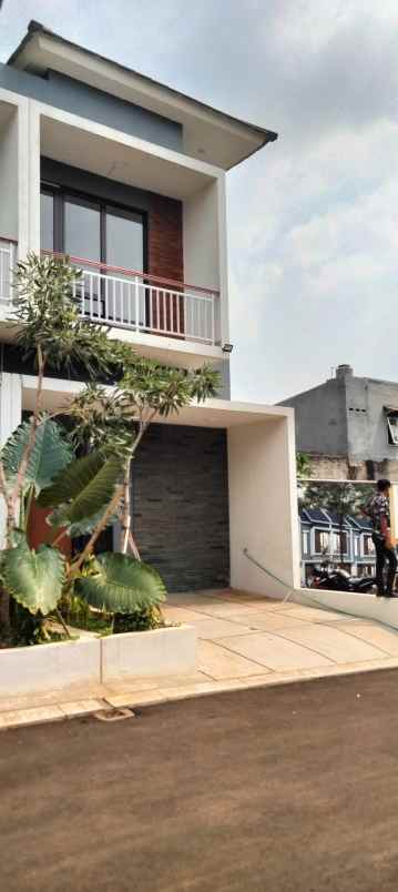 dijual rumah jl lestari pamulang barat