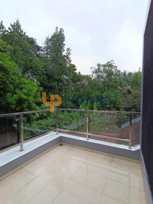 dijual rumah jl letkol subadri sayidan