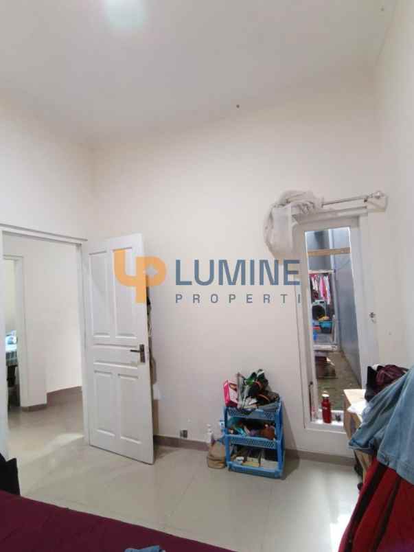 dijual rumah jl letkol subadri sayidan