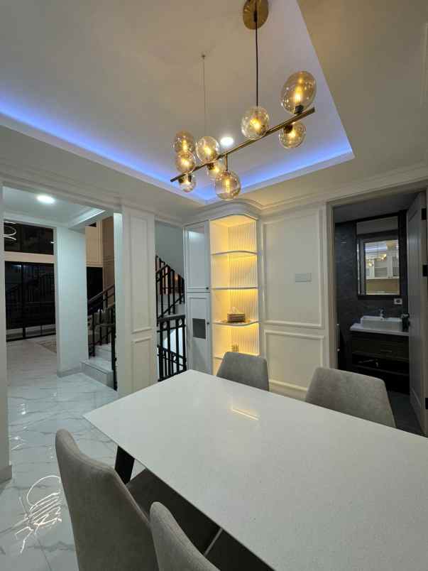 dijual rumah jl mampang prapatan 10