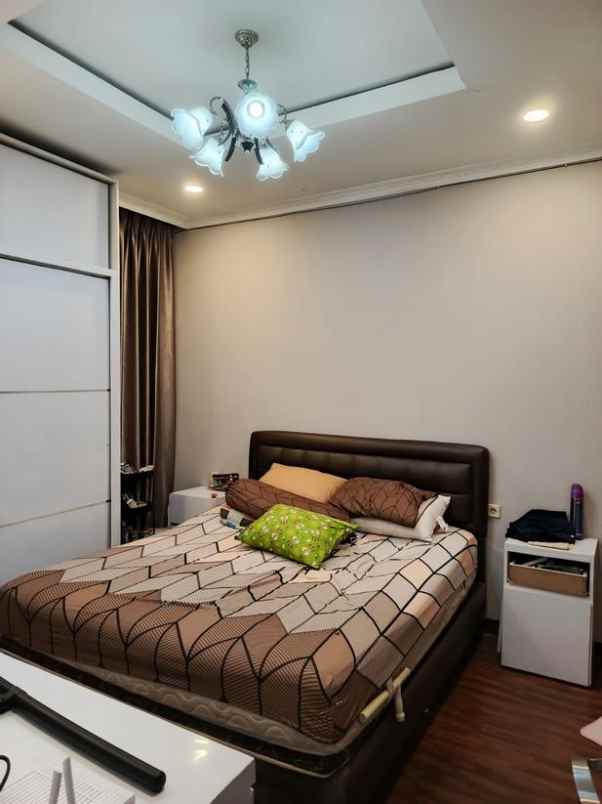 dijual rumah jl mekar indah cileunyi