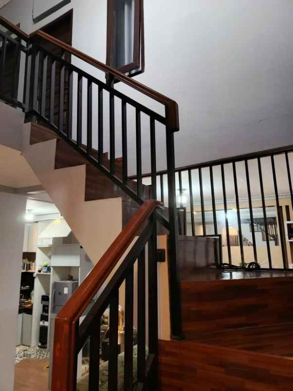 dijual rumah jl mekar indah cileunyi