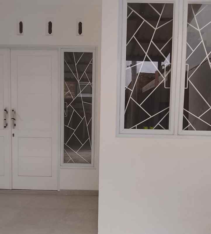 dijual rumah jl merdeka sukmajaya