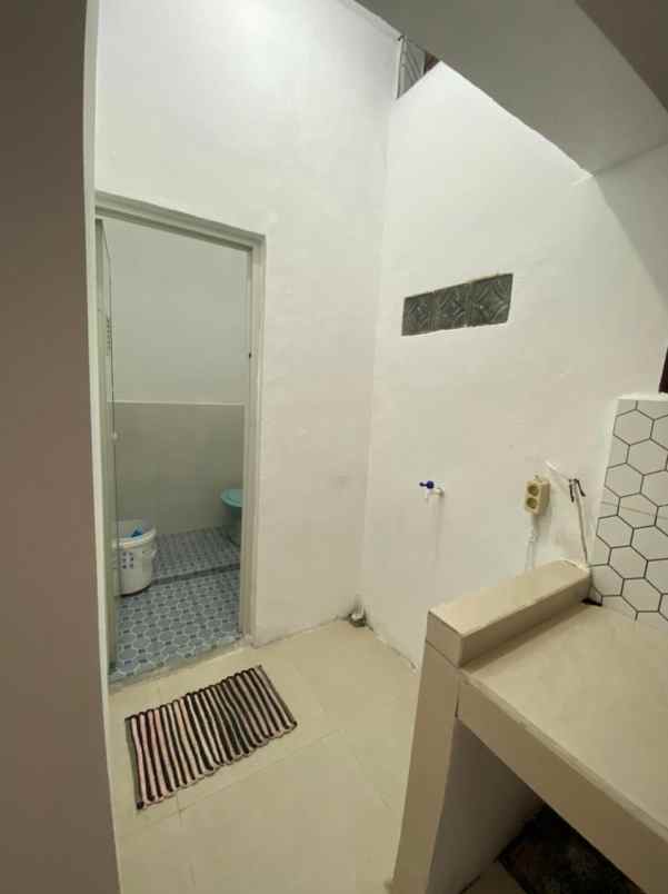 dijual rumah jl merkuri venus tata