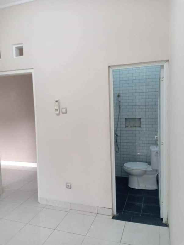 dijual rumah jl palagan