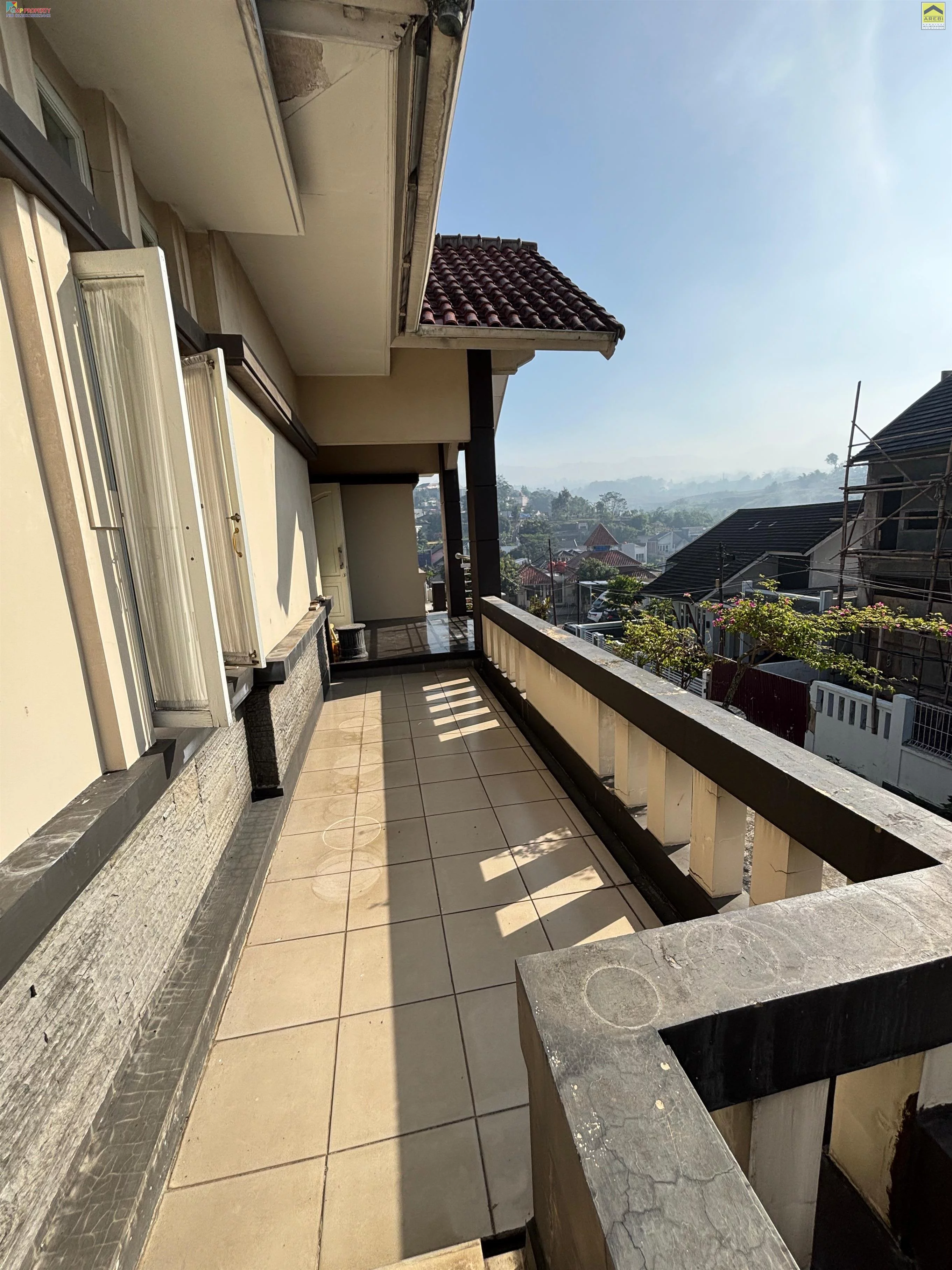 dijual rumah jl phh mustopa